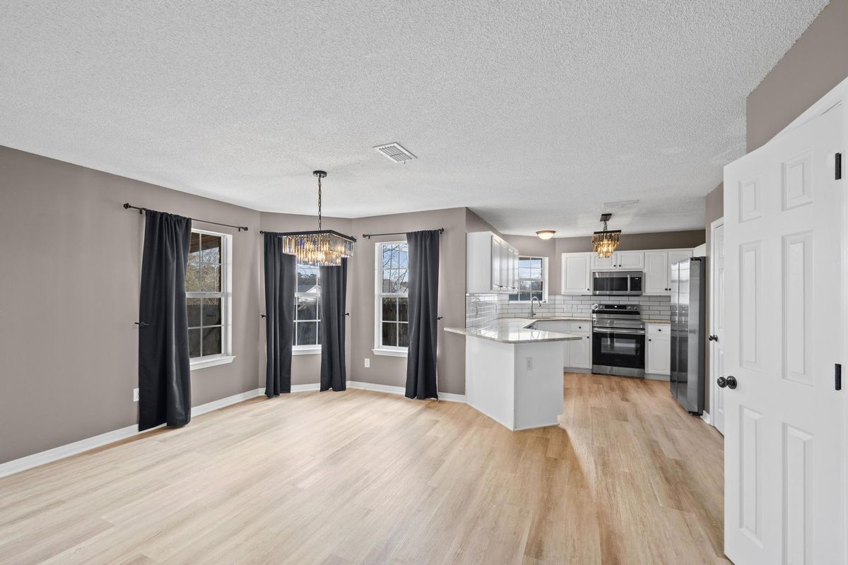 Building Photo - 2544 Portobella Pl