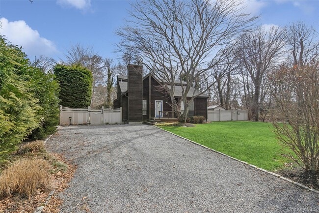 Building Photo - 131 Lewis Rd