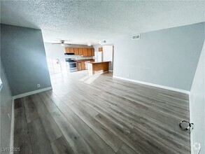 Building Photo - 1305 Kari Lee Ct