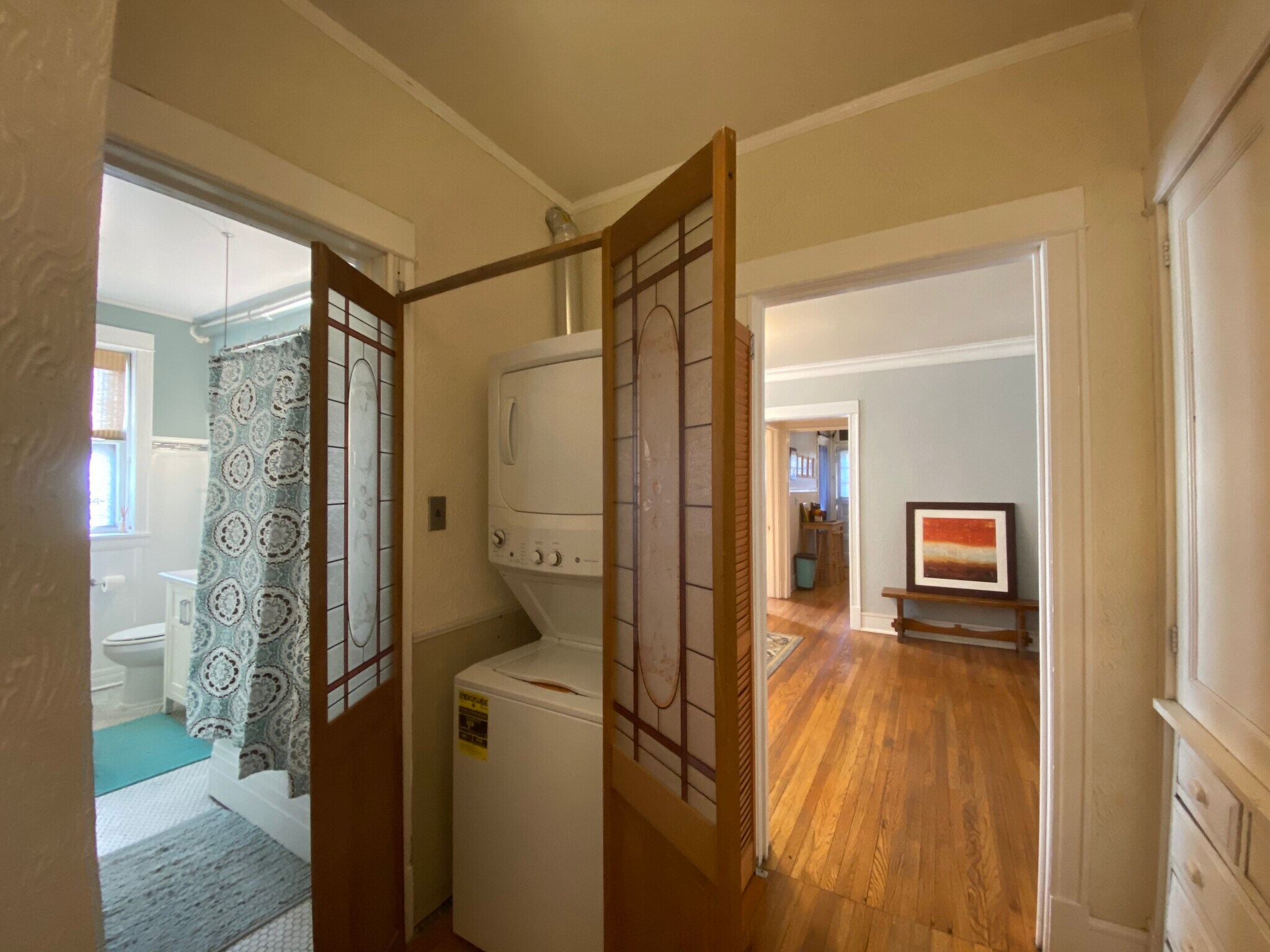 Building Photo - 5614 N Wayne Ave