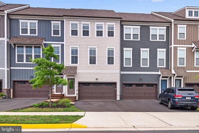 Building Photo - 17926 Woods Overlook Dr