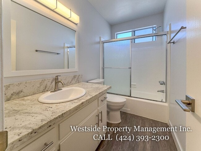 Building Photo - 12031 Pacific Ave