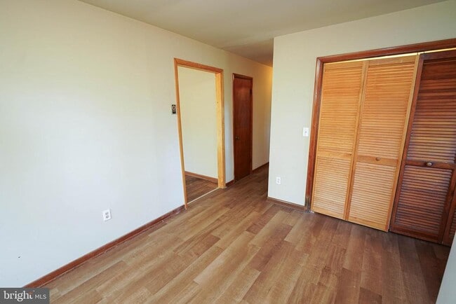 Building Photo - 5643 Rip Wil Dr