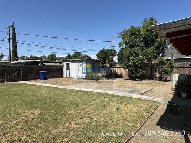 Building Photo - 2023 Moran Ave