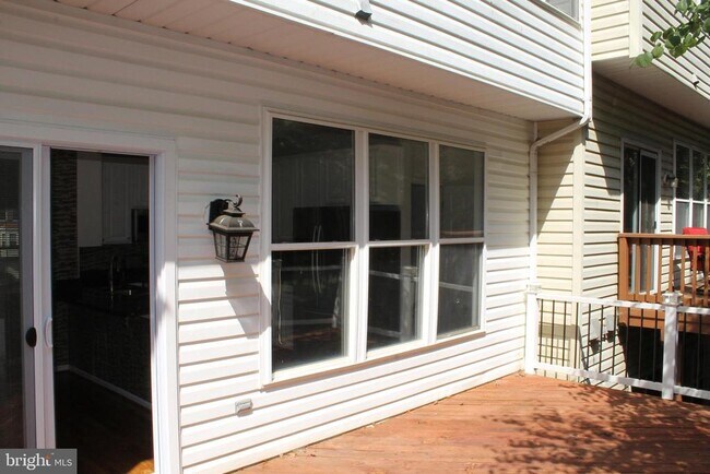 Building Photo - 2927 Mainstone Dr