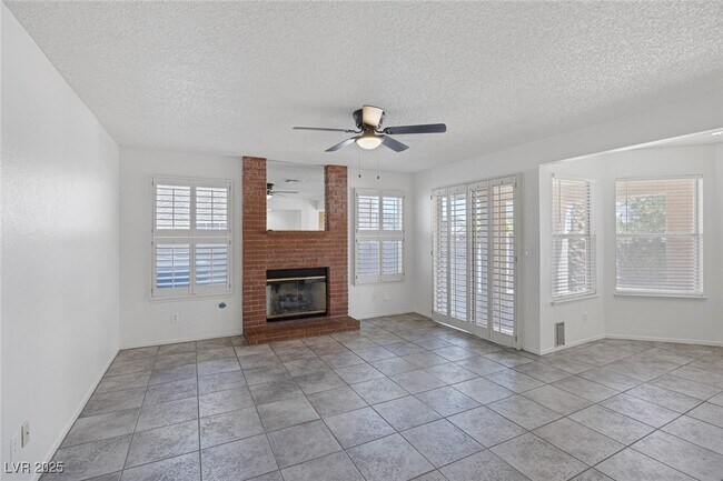 Building Photo - 294 Belair View Ct