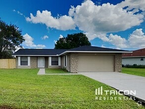 Building Photo - 641 Heraldo Ct