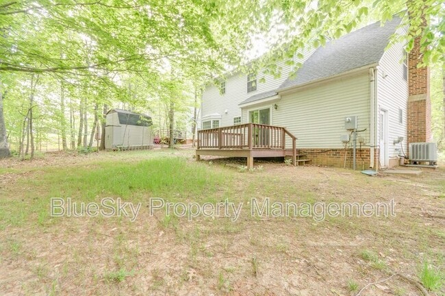 Building Photo - 2026 Heather Glen Rd