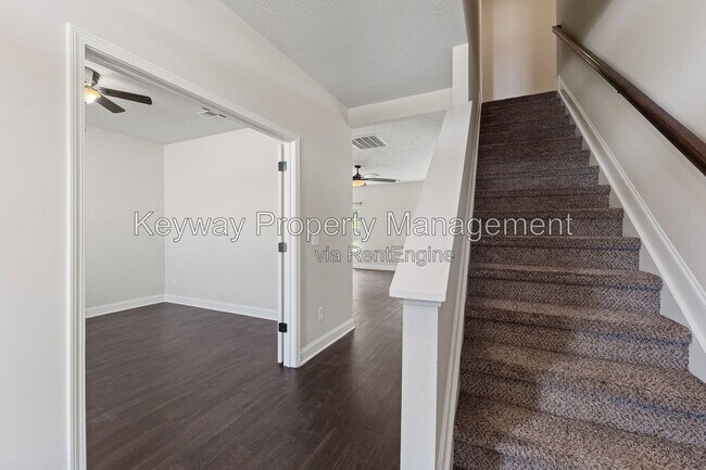 Building Photo - 135 Beallwood Dr