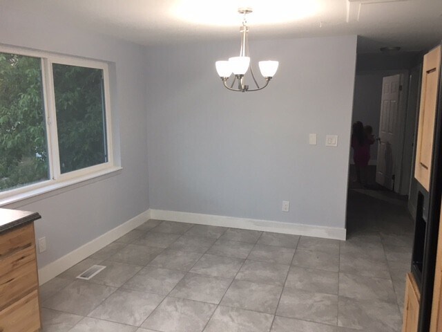 Building Photo - 656 S 170 W