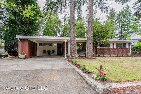 Primary Photo - 4 br, 2 bath House - 14403 SE 40th Street