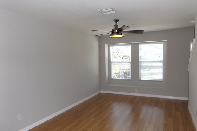 Building Photo - 8677 Majestic Elm Ct
