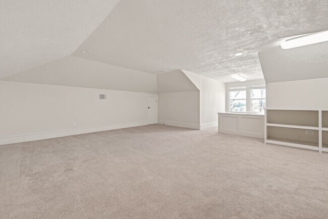 Building Photo - 4011 Westerdale Dr