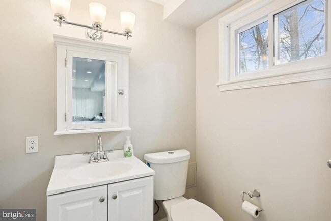 Building Photo - 7832 Fulbright Ct