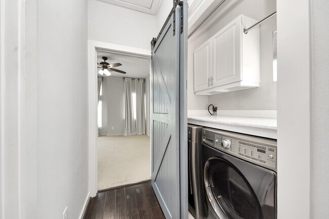 Building Photo - 5319 Avenue J
