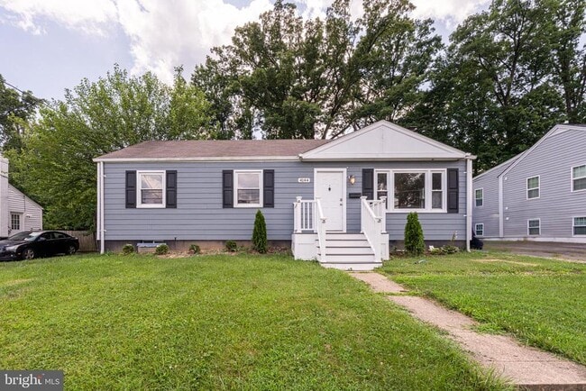 Primary Photo - 4144 Addison Rd