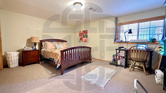 Building Photo - 2113 Timber Ln Cir