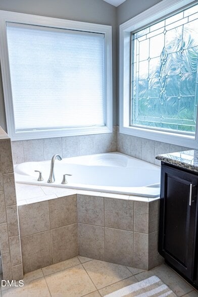 Building Photo - 5016 Trembath Ln