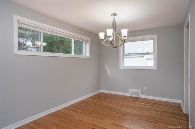 Building Photo - 34 John Smith Dr