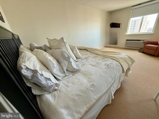 Building Photo - 9600 Atlantic Ave