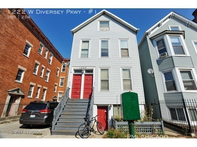 Building Photo - 1222 W Diversey Pkwy