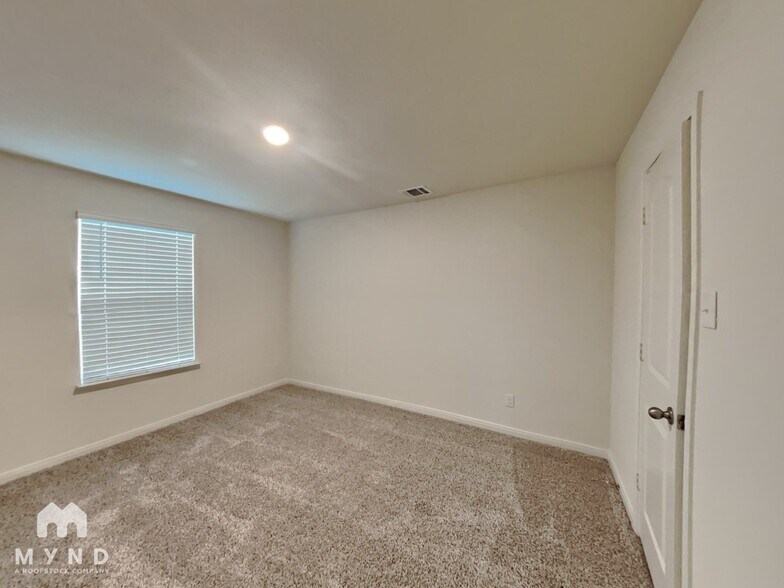 Building Photo - 200 Tidwell Dr