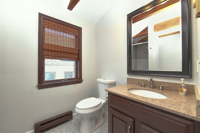 Building Photo - 31 Ellisville Rd