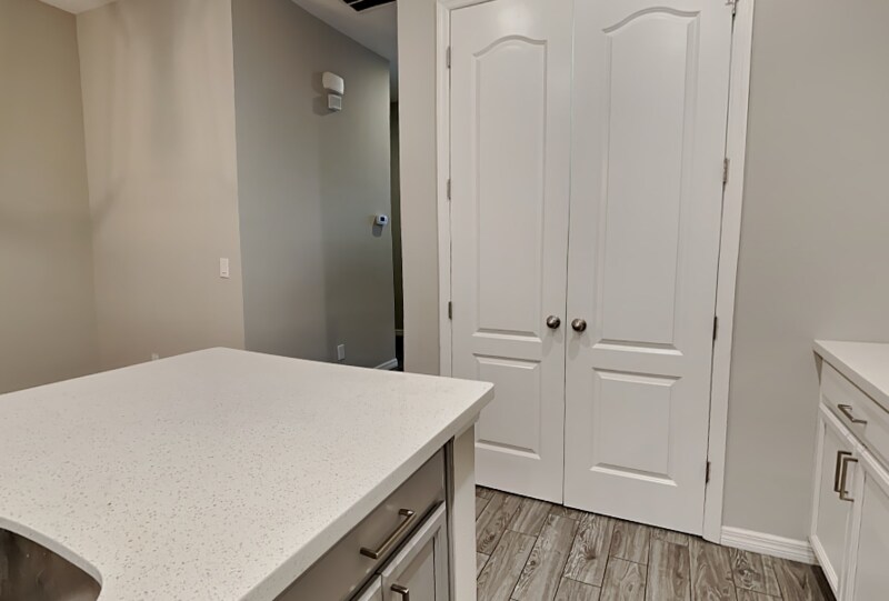 Building Photo - 56 Boardwalk Ave