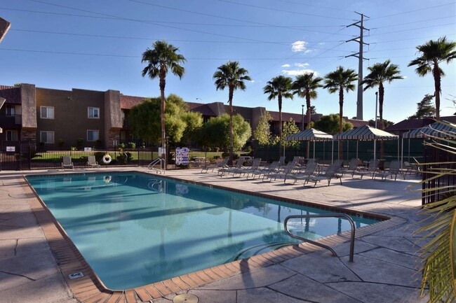 Building Photo - Gated Community | Close To The Strip | 2nd Floor Unit