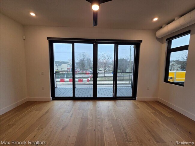 Building Photo - 1640 Bagley St