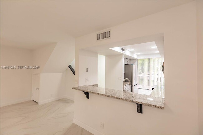 Building Photo - 2931 SW 87th Terrace
