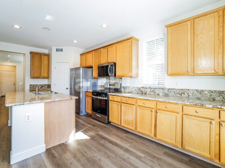 Building Photo - 7065 Sacred Cir