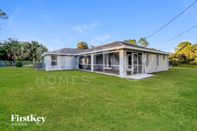 Building Photo - 2607 Thomas Ln