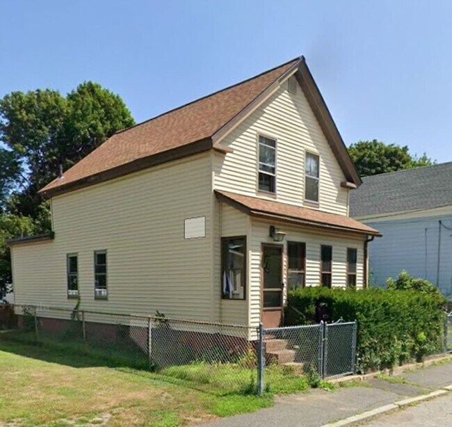 Building Photo - Charming 3BR House in Lowell
