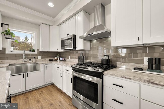 Building Photo - 4240 34th St