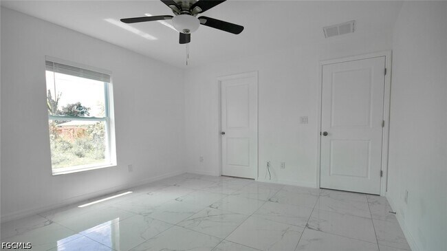 Building Photo - 3428 Jeffcott St