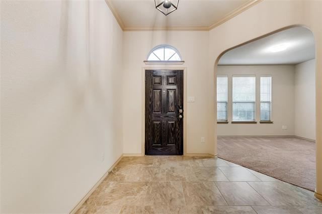 Building Photo - 15825 Carlton Oaks Dr