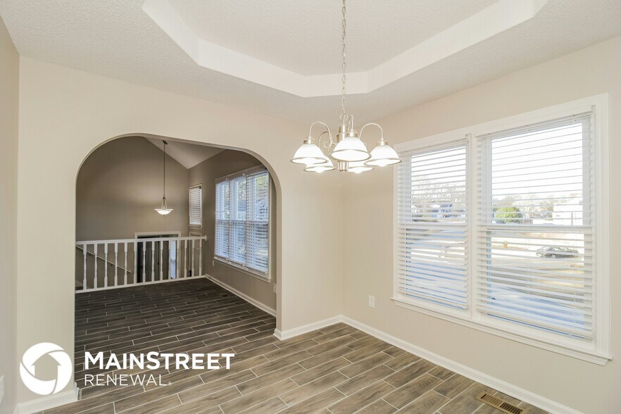 Building Photo - 4810 Country Cove Way