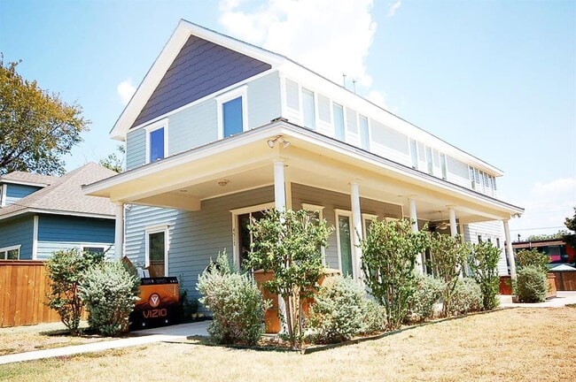 Primary Photo - 4517 Depew Ave