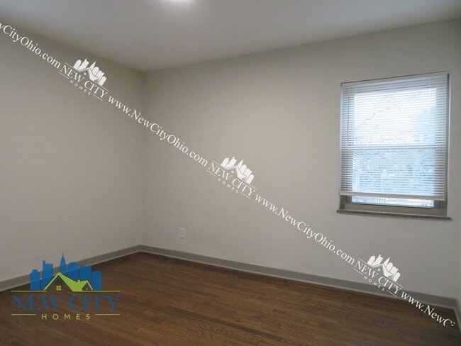 Building Photo - Newly Renovated Apartment Building