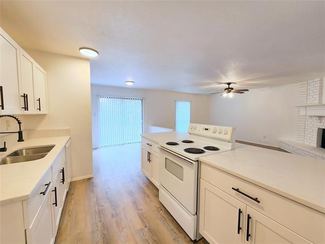 Building Photo - 5541 Ragan Dr