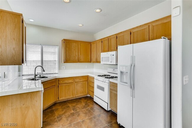 Building Photo - 5419 Cypress Creek St