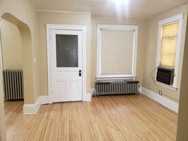 Building Photo - 2929 N 18th St