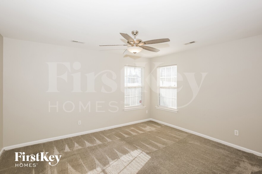 Building Photo - 11610 Banyan Ct