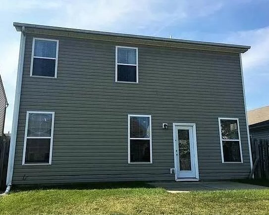 Building Photo - 2322 Middle View Dr