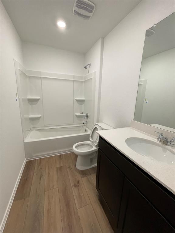 Building Photo - 1121 Largemouth Ln