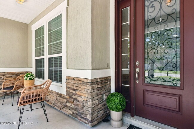 Building Photo - 11470 Glenlaurel Oaks Cir