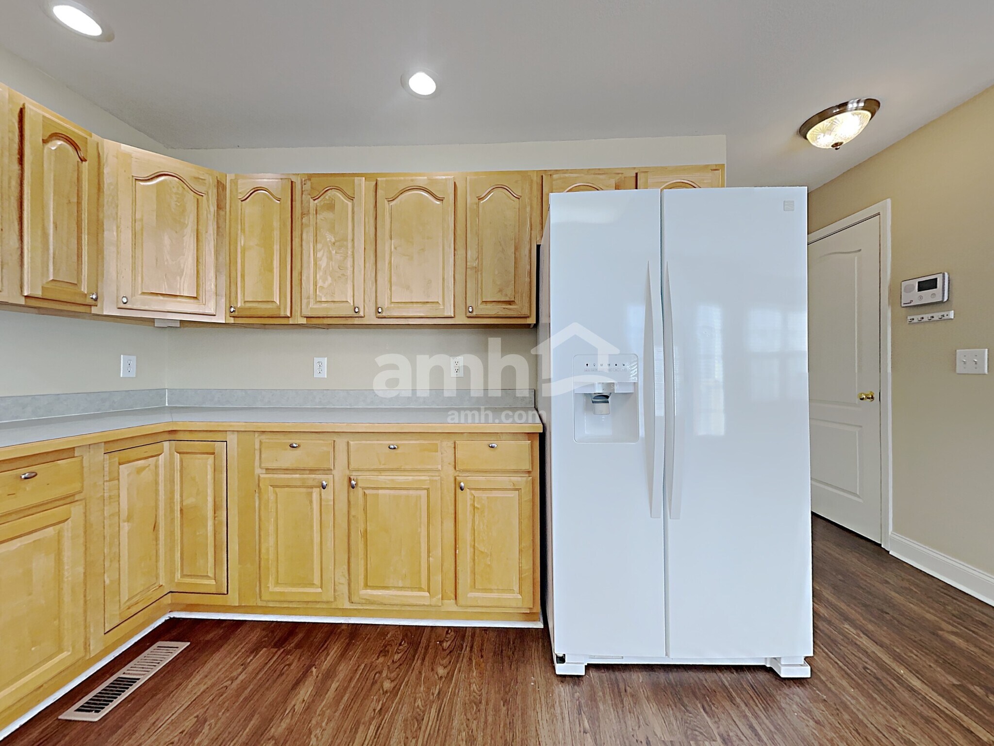 Building Photo - 5826 Matalin Ln
