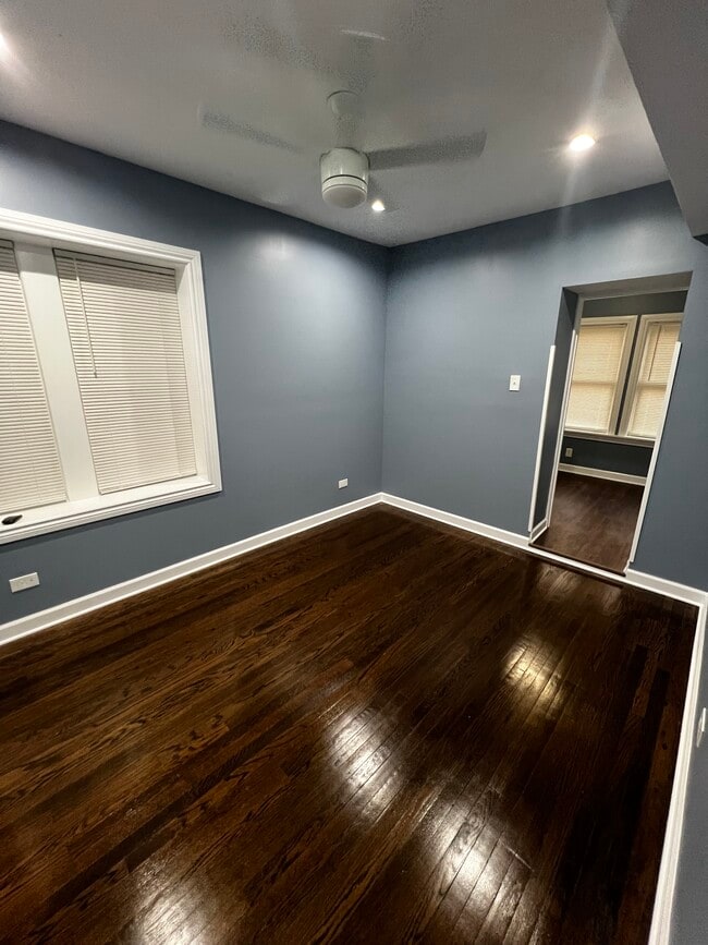 Building Photo - 8320 S Sangamon St