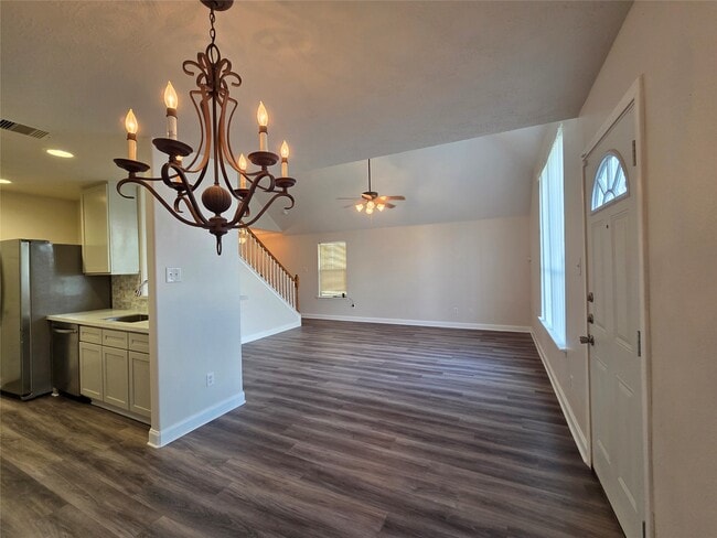 Building Photo - 10903 Windfern Lakes St